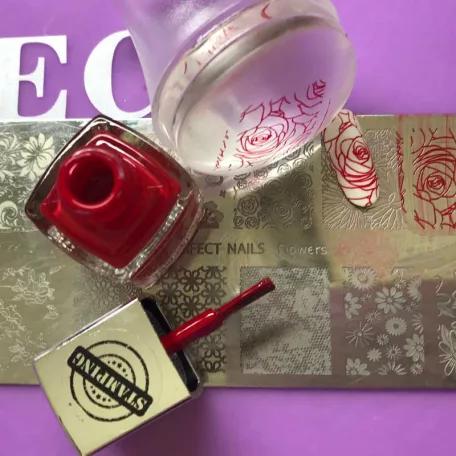 Körömnyomda lakk #004 - Piros 7m - Perfect Nails